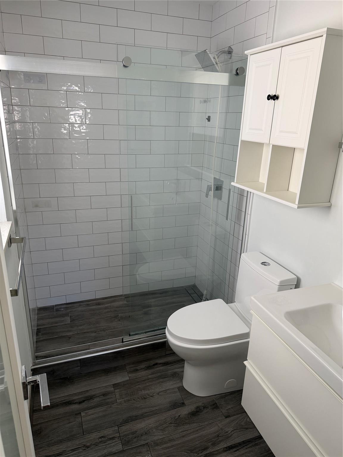 Oakland Park Second Add 1 - Residential Lease