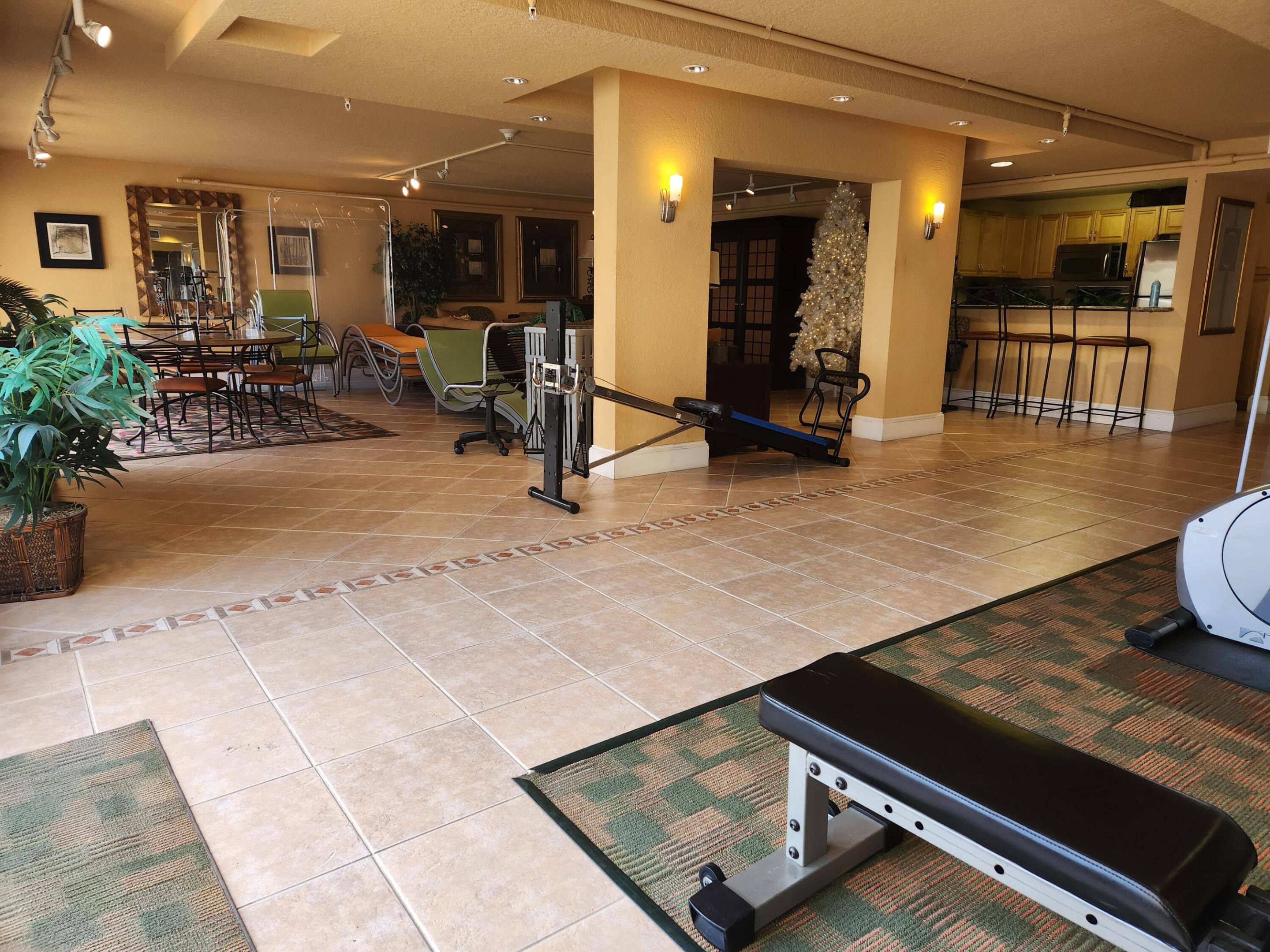 BOCA VIEW CONDO - Residential Lease