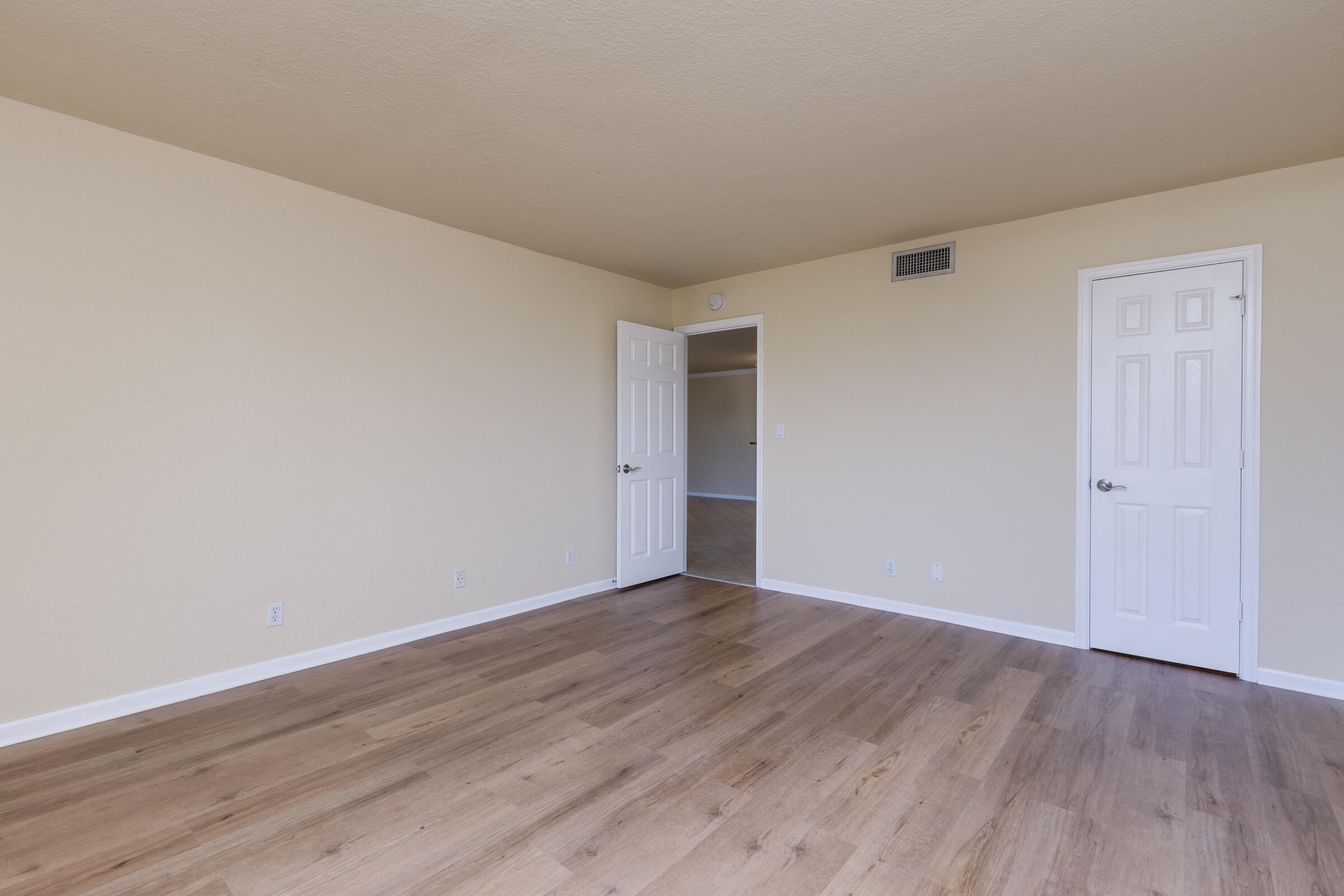 BOCA VIEW CONDO - Residential Lease