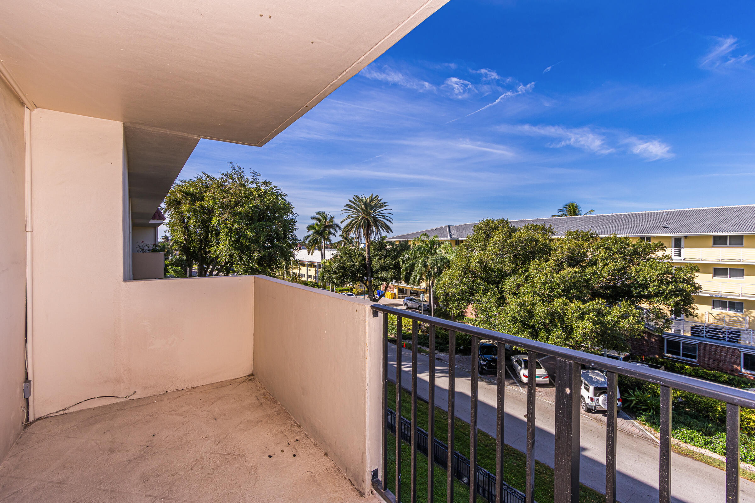 BOCA VIEW CONDO - Residential Lease