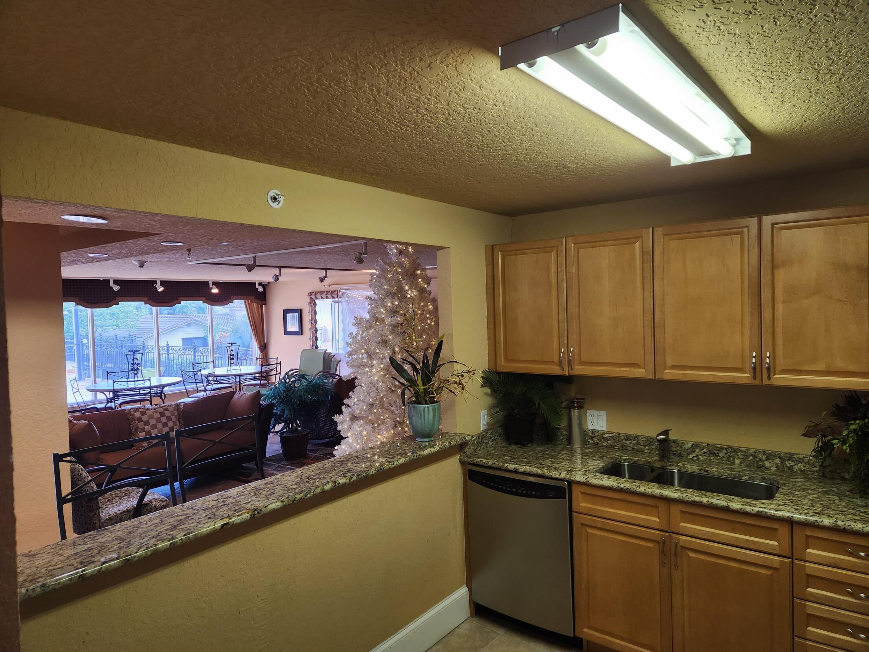 BOCA VIEW CONDO - Residential Lease