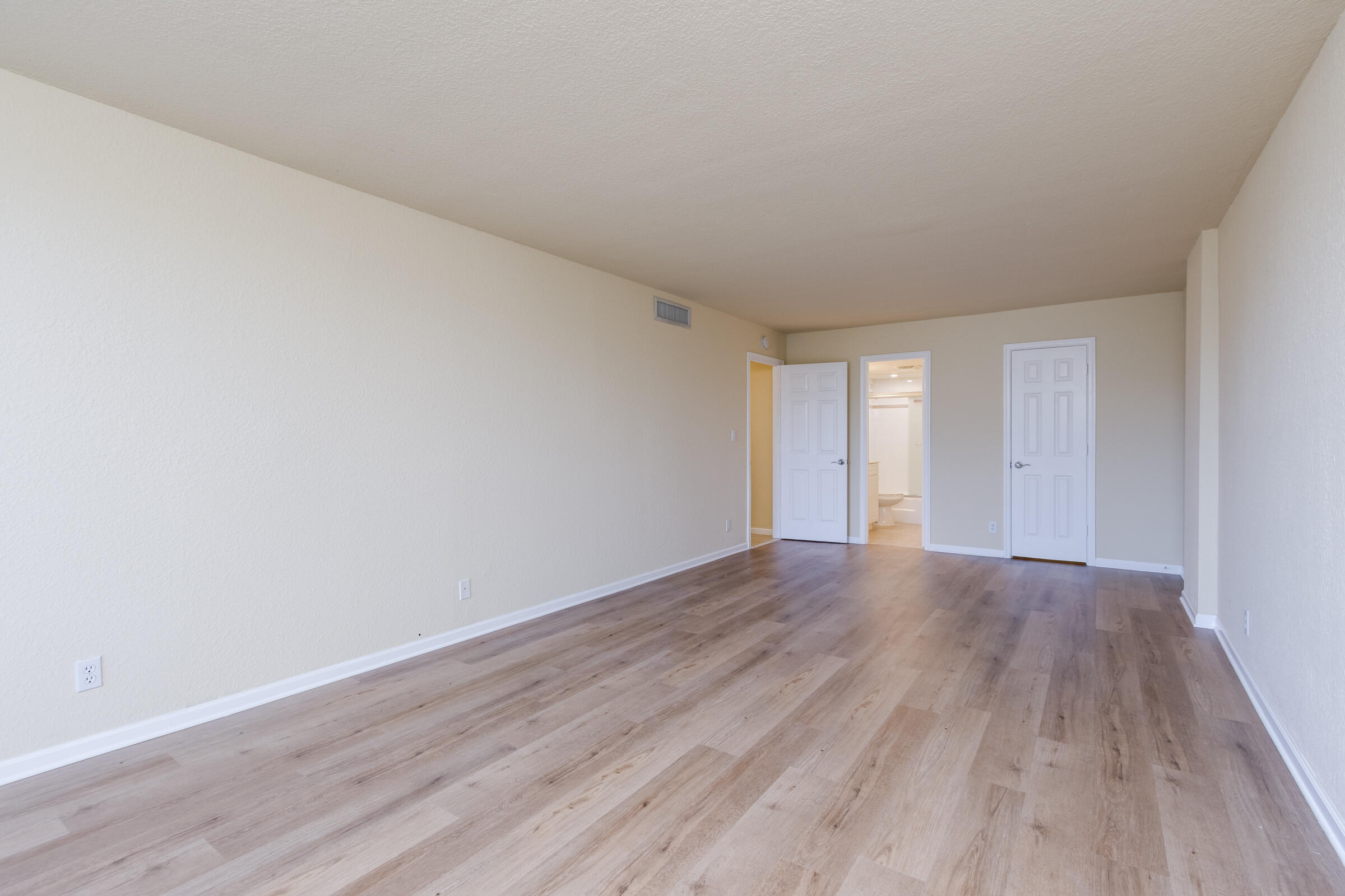 BOCA VIEW CONDO - Residential Lease