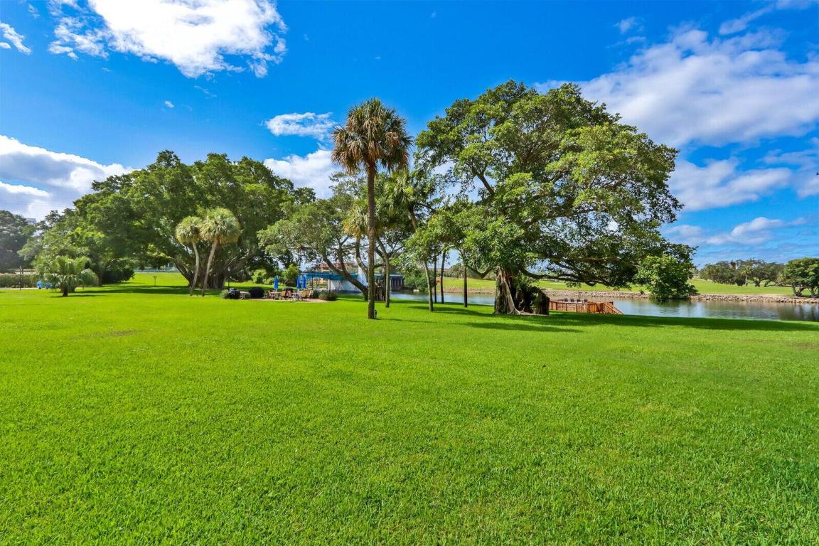 WATERWAY WEST CONDOS - Residential