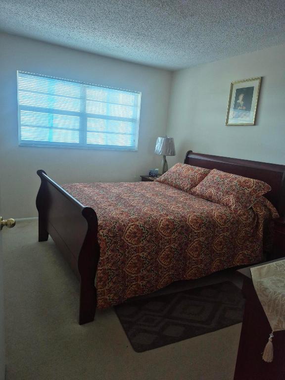 WATERWAY WEST CONDOS - Residential