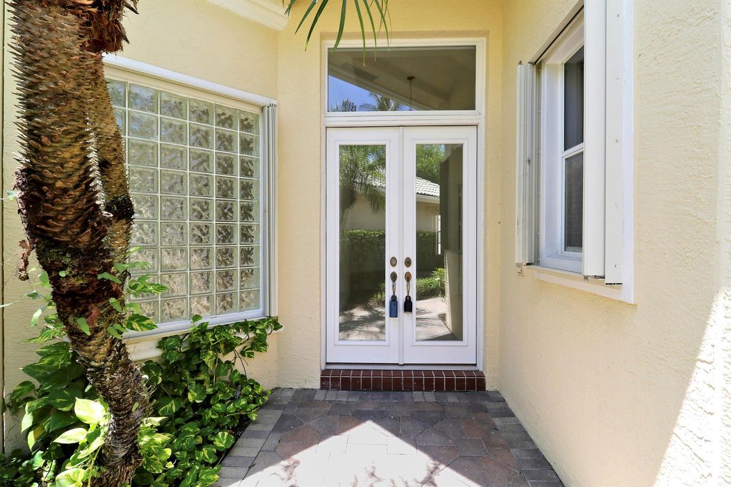 Photo of 1204 General Pointe Trace, Palm Beach Gardens, FL 33418 (MLS # R11113153)