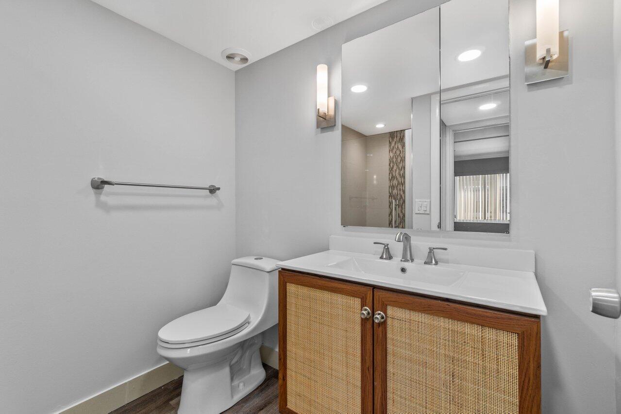 KINGS POINT NORMANDY CONDOS - Residential