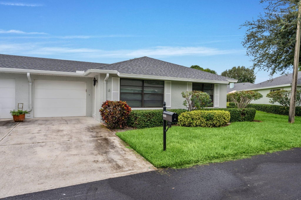 Photo of 9880 Chestnut Tree Terrace, Boynton Beach, FL 33436 (MLS # B26082582)