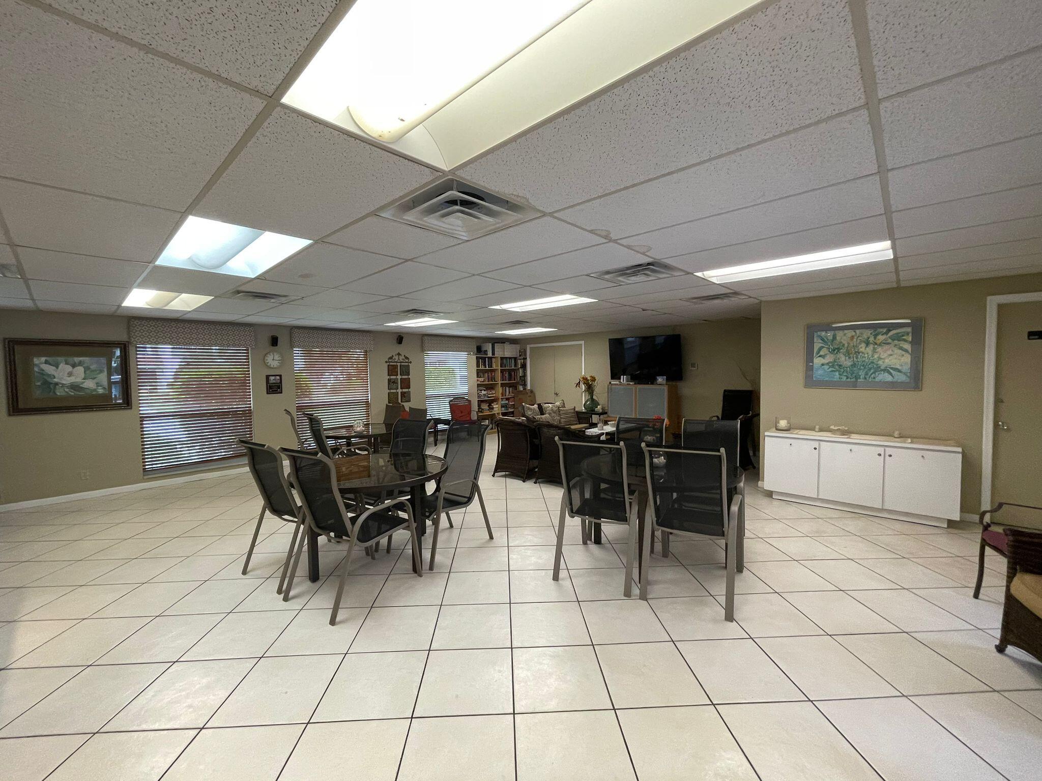 TIERRA DEL SOL CONDO - Residential Lease