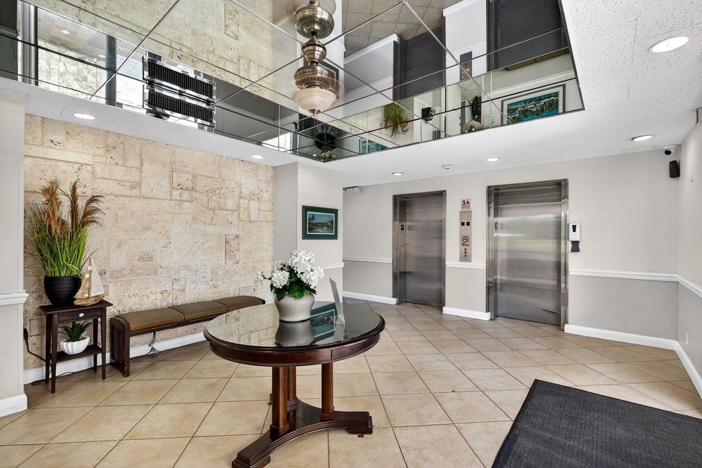 Photo of 2555 NE 11th Street St NE #202, Fort Lauderdale, FL 33304 (MLS # B26000994)