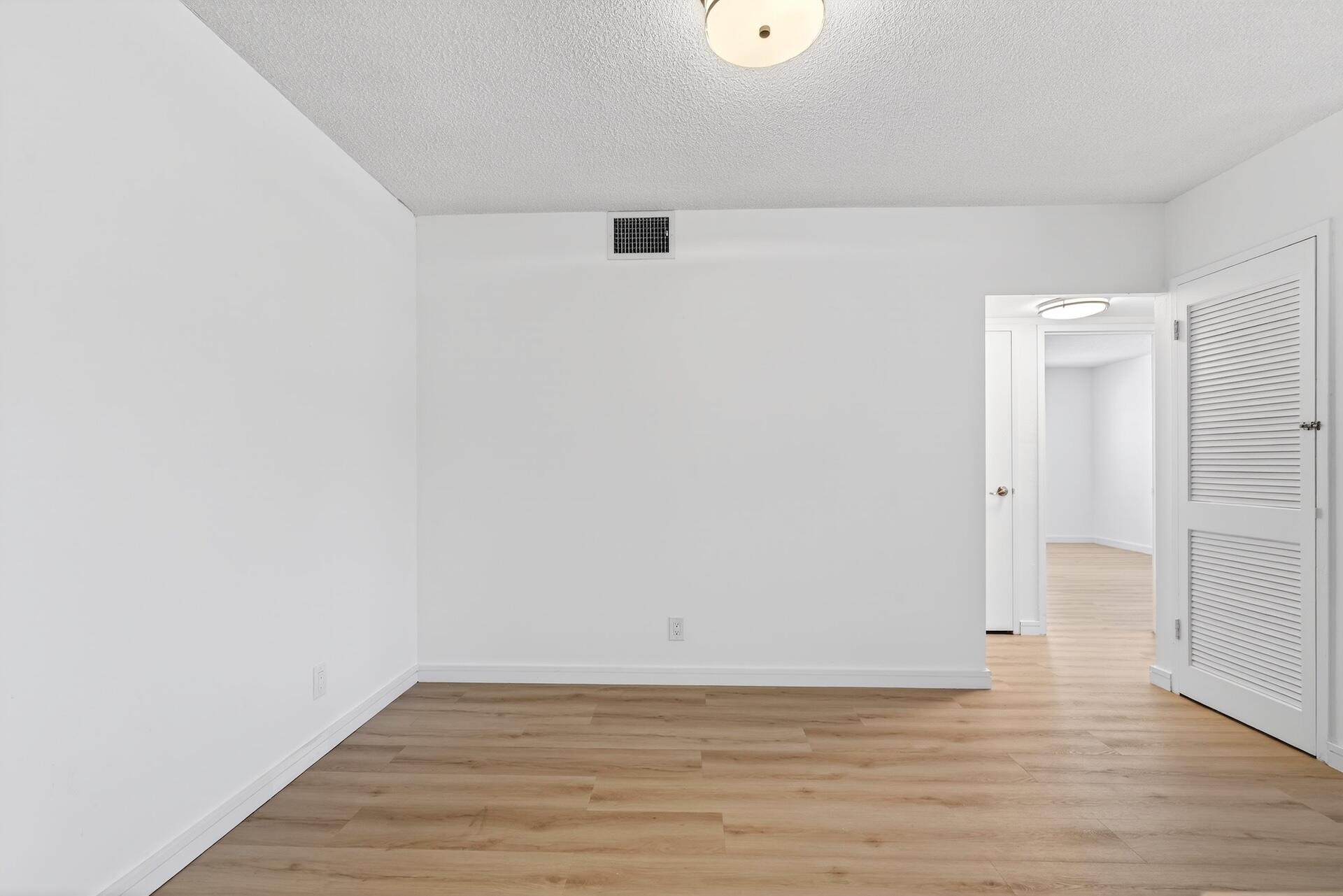 HORIZON HOUSE CONDO - Residential