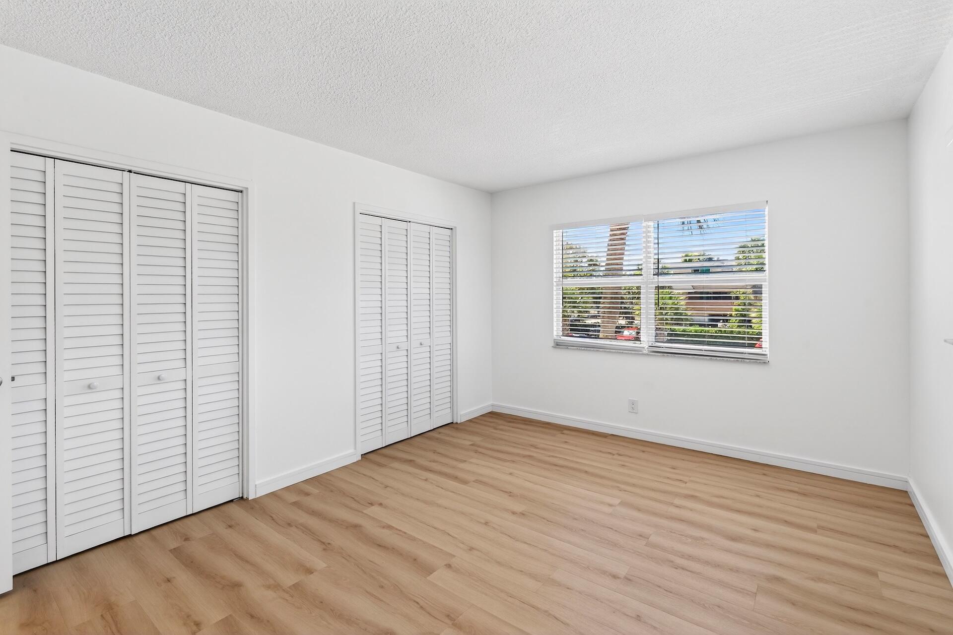 HORIZON HOUSE CONDO - Residential