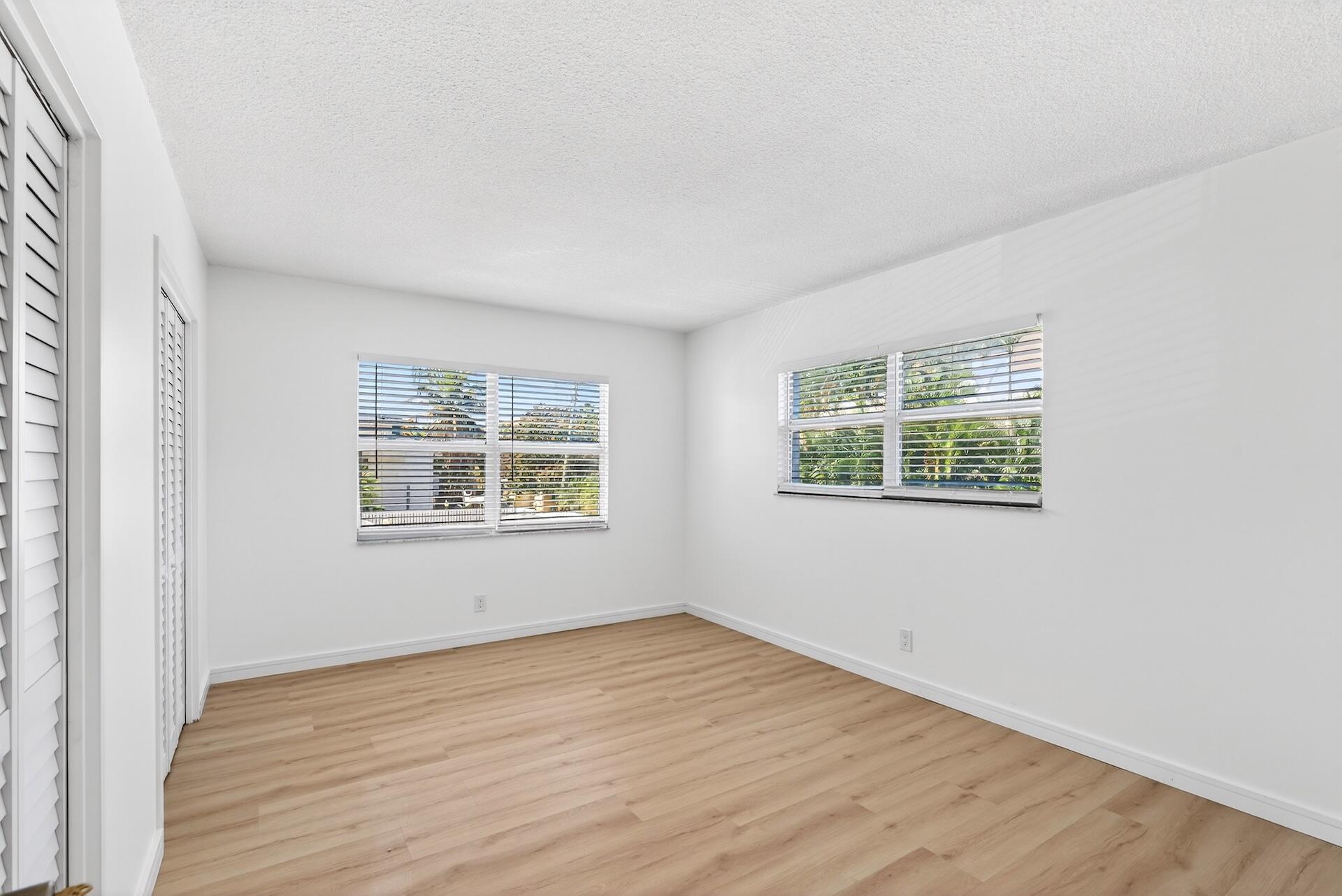 HORIZON HOUSE CONDO - Residential