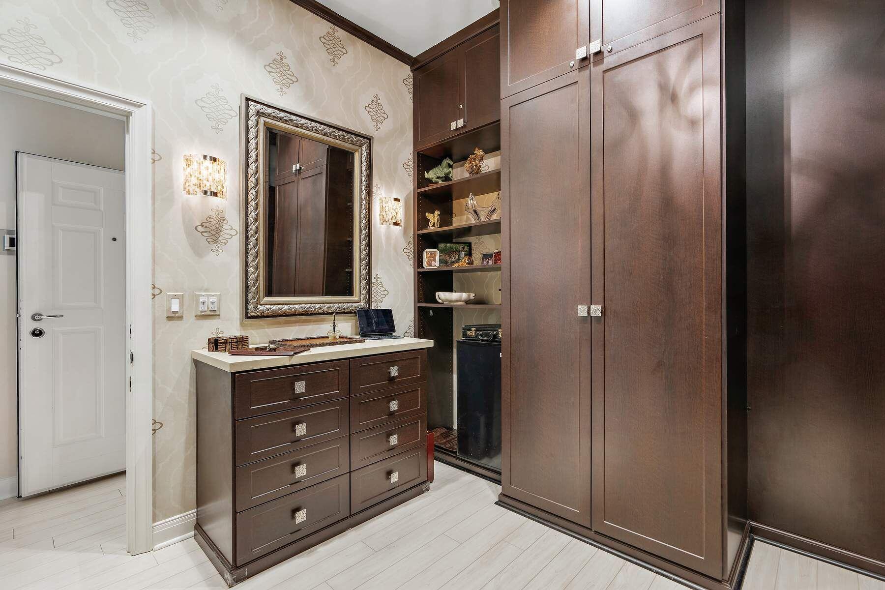 RAFALSKY MARK - Residential