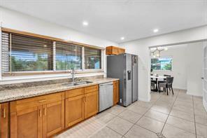 Avon Isles 40-31 B - Residential