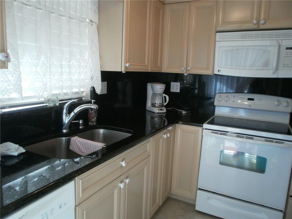 Tarelton Manor - Residential