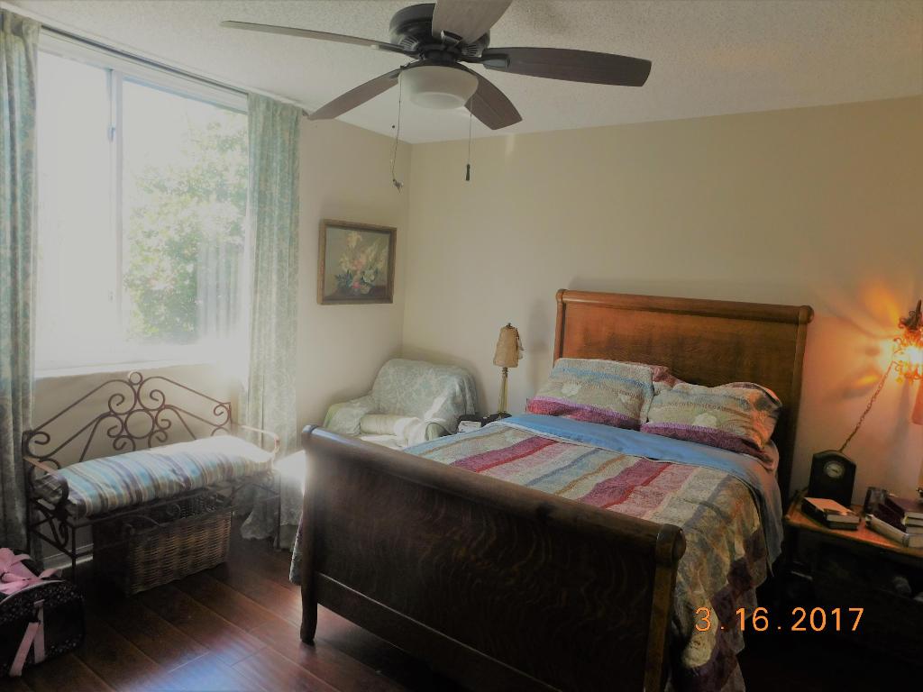 HYPOLUXOS MARINERS CAY CONDO - Residential