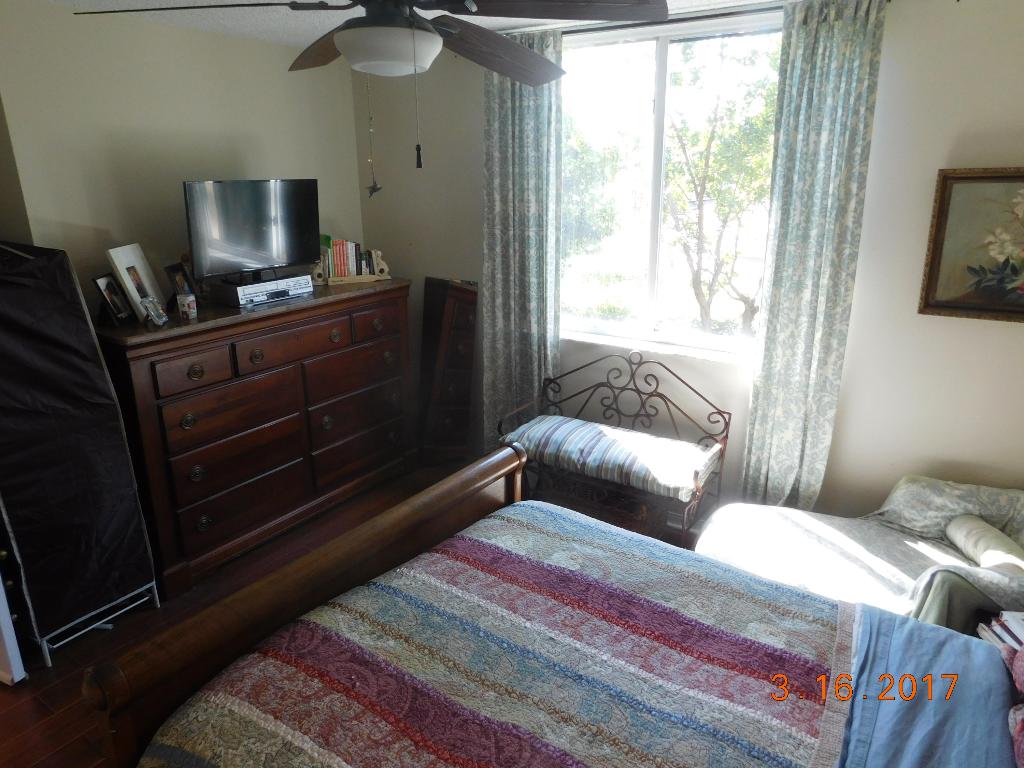 HYPOLUXOS MARINERS CAY CONDO - Residential