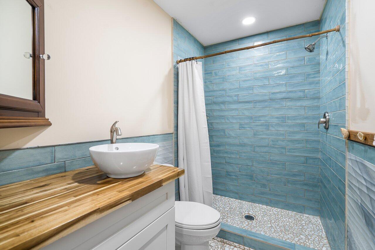 Blank-Nichols - Residential Lease