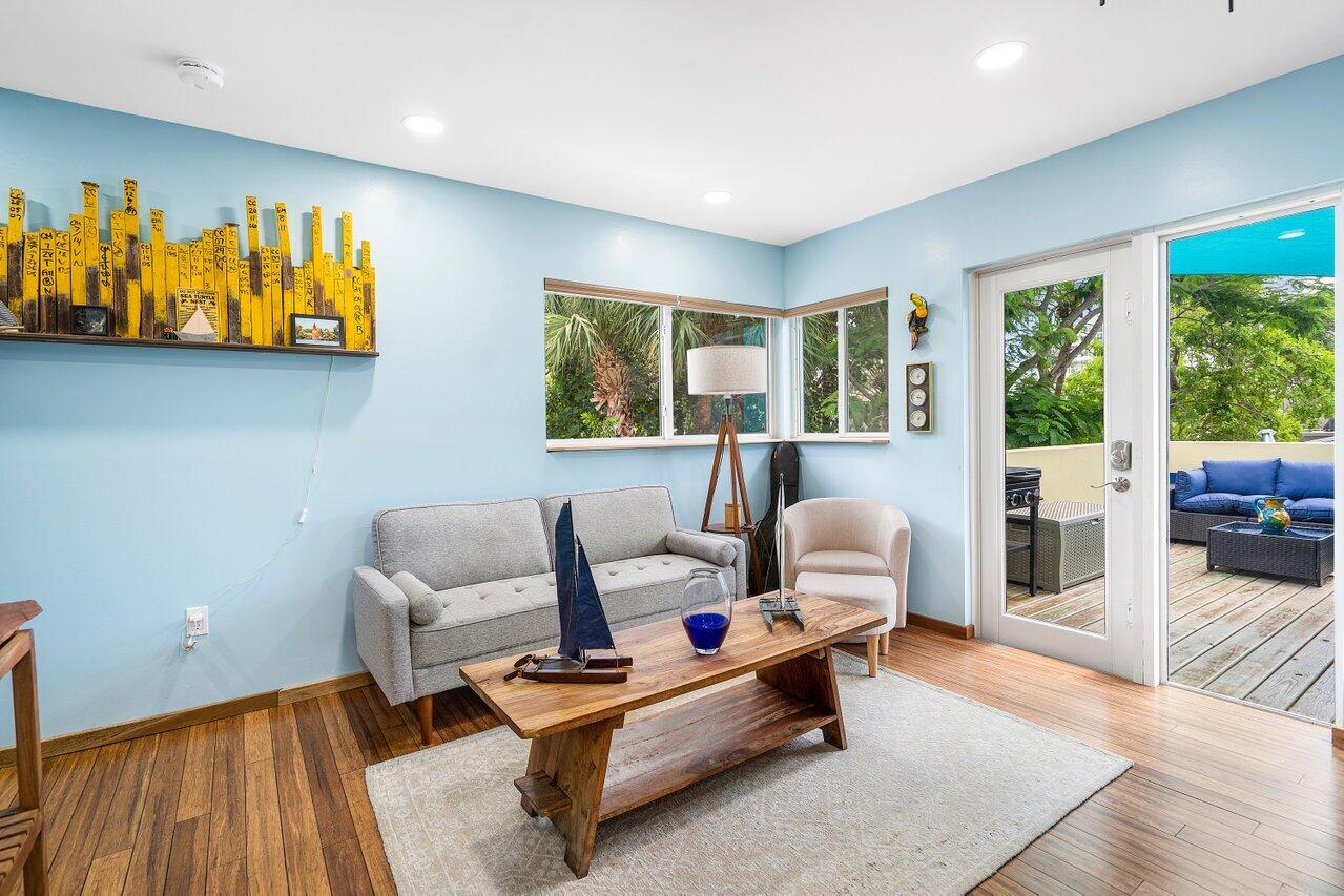 Blank-Nichols - Residential Lease