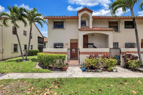 A home in Deerfield Beach