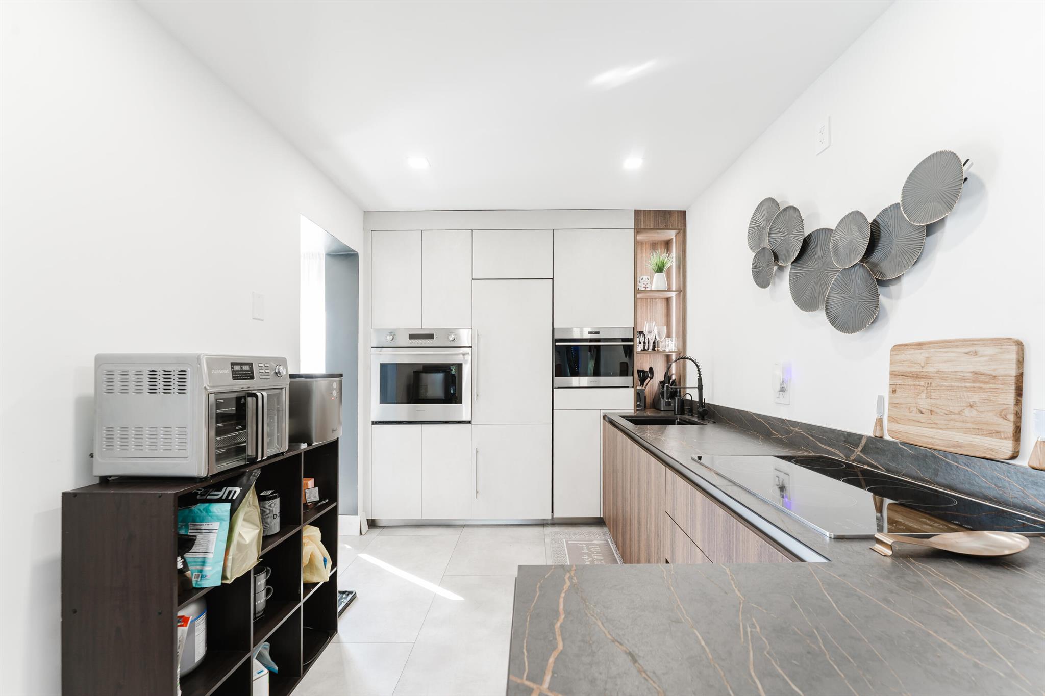 East Atrium - Residential Lease