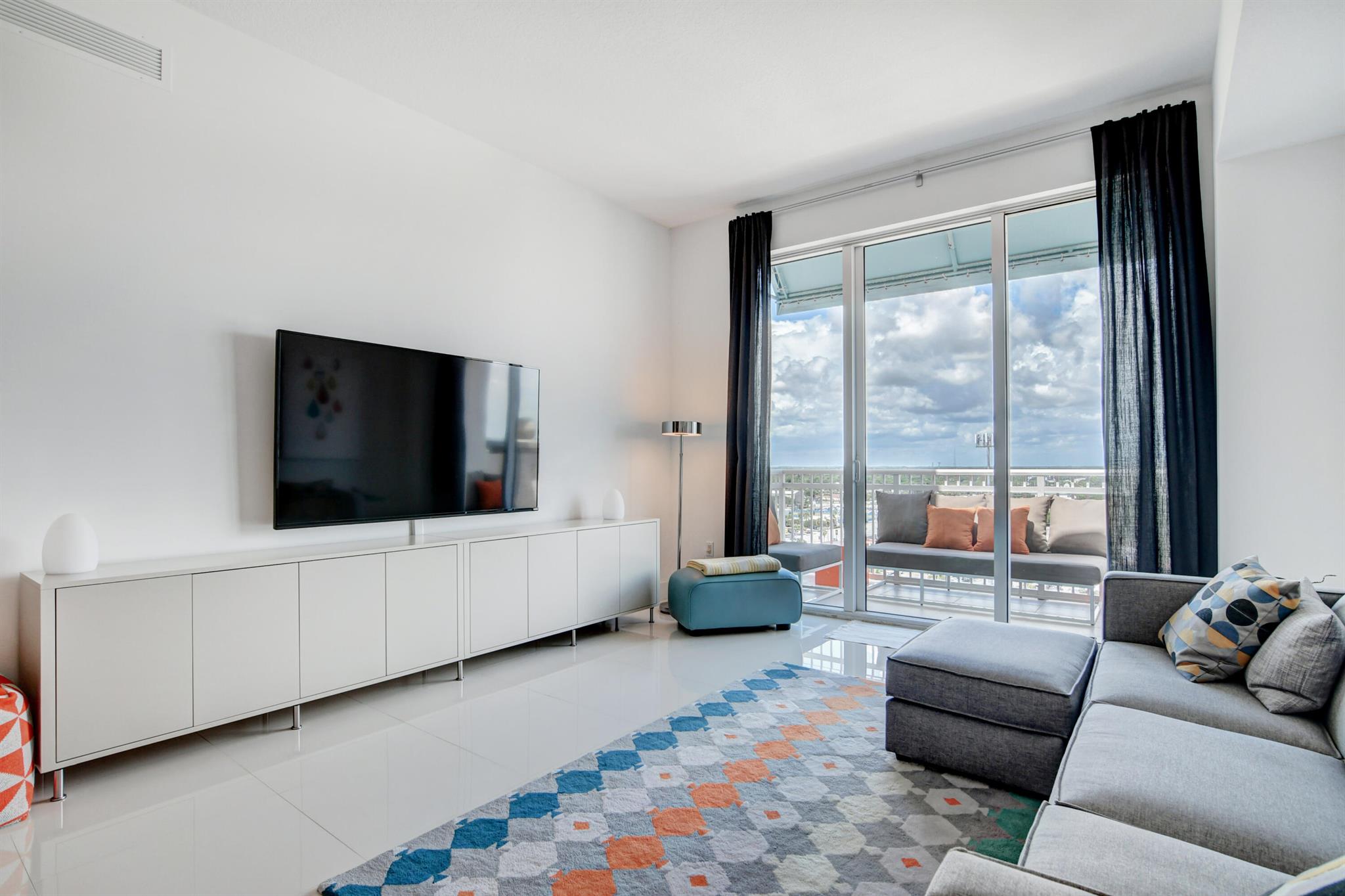 CASA COSTA CONDO - Residential Lease