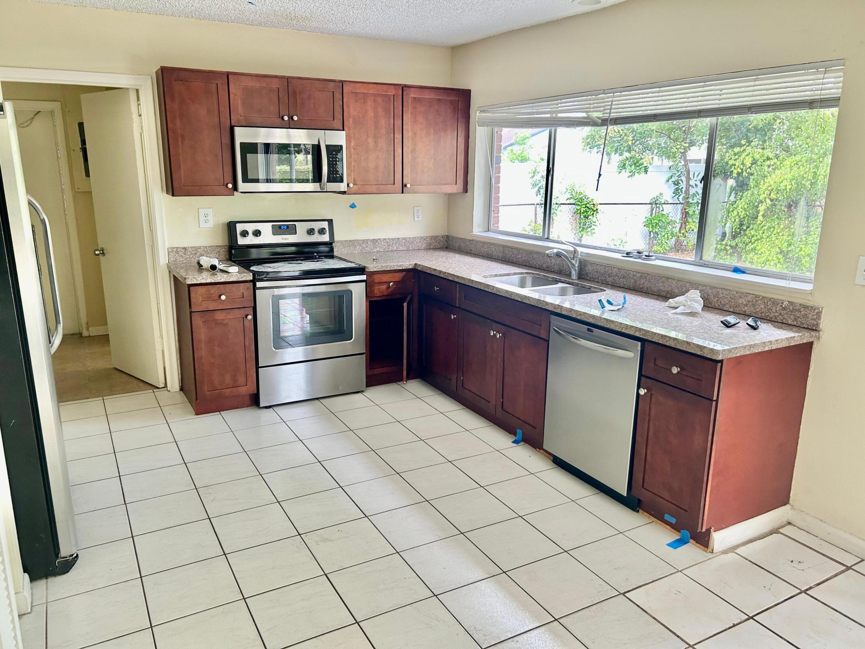 MILLERS SUNRISE ESTATES SEC 1 - Residential