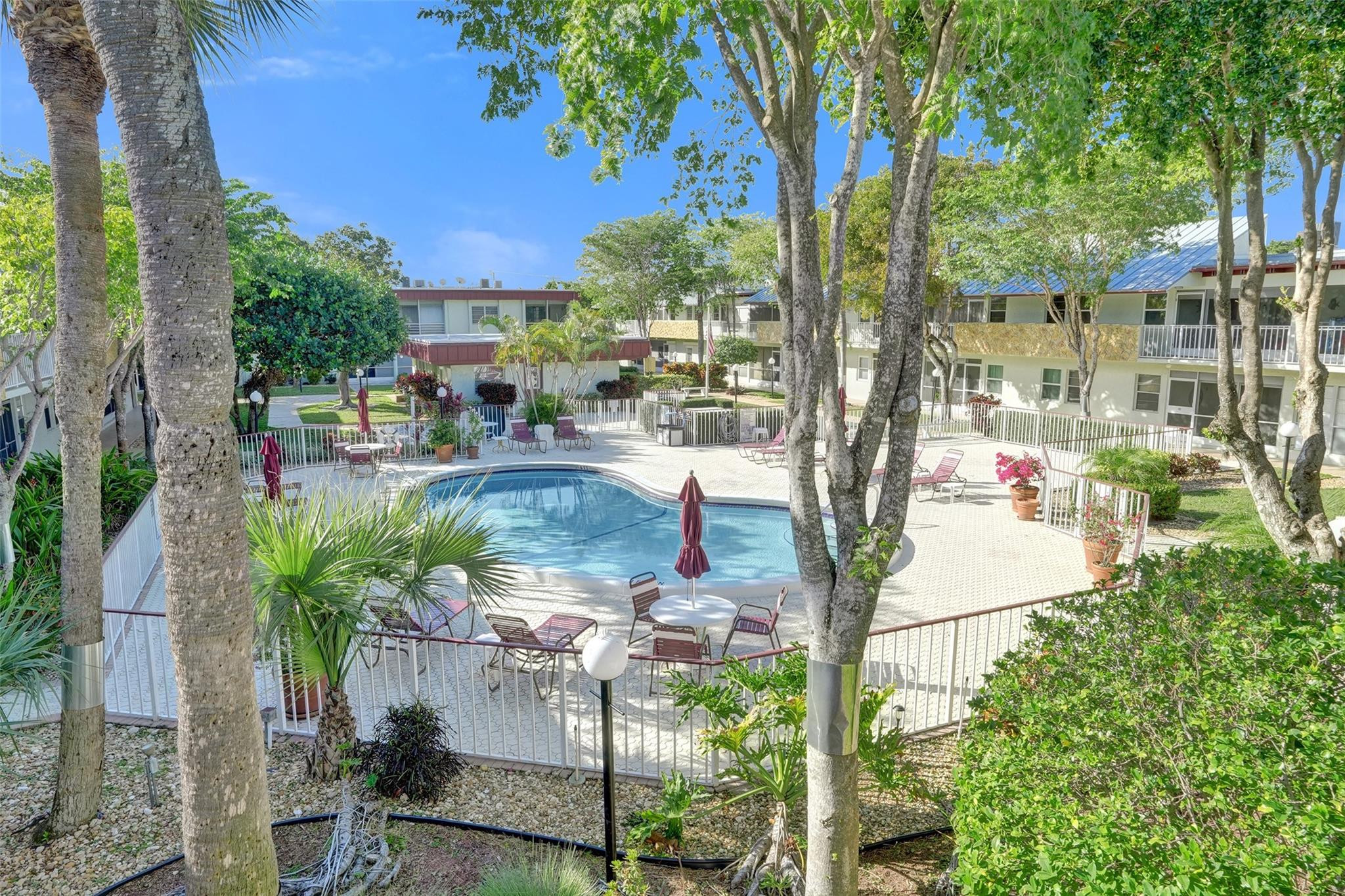 860 SE 6th Avenue 410