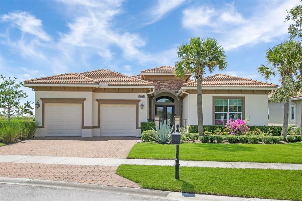 Photo of 17001 SW Sapri Way, Port Saint Lucie, FL 34986 (MLS # R10825633)