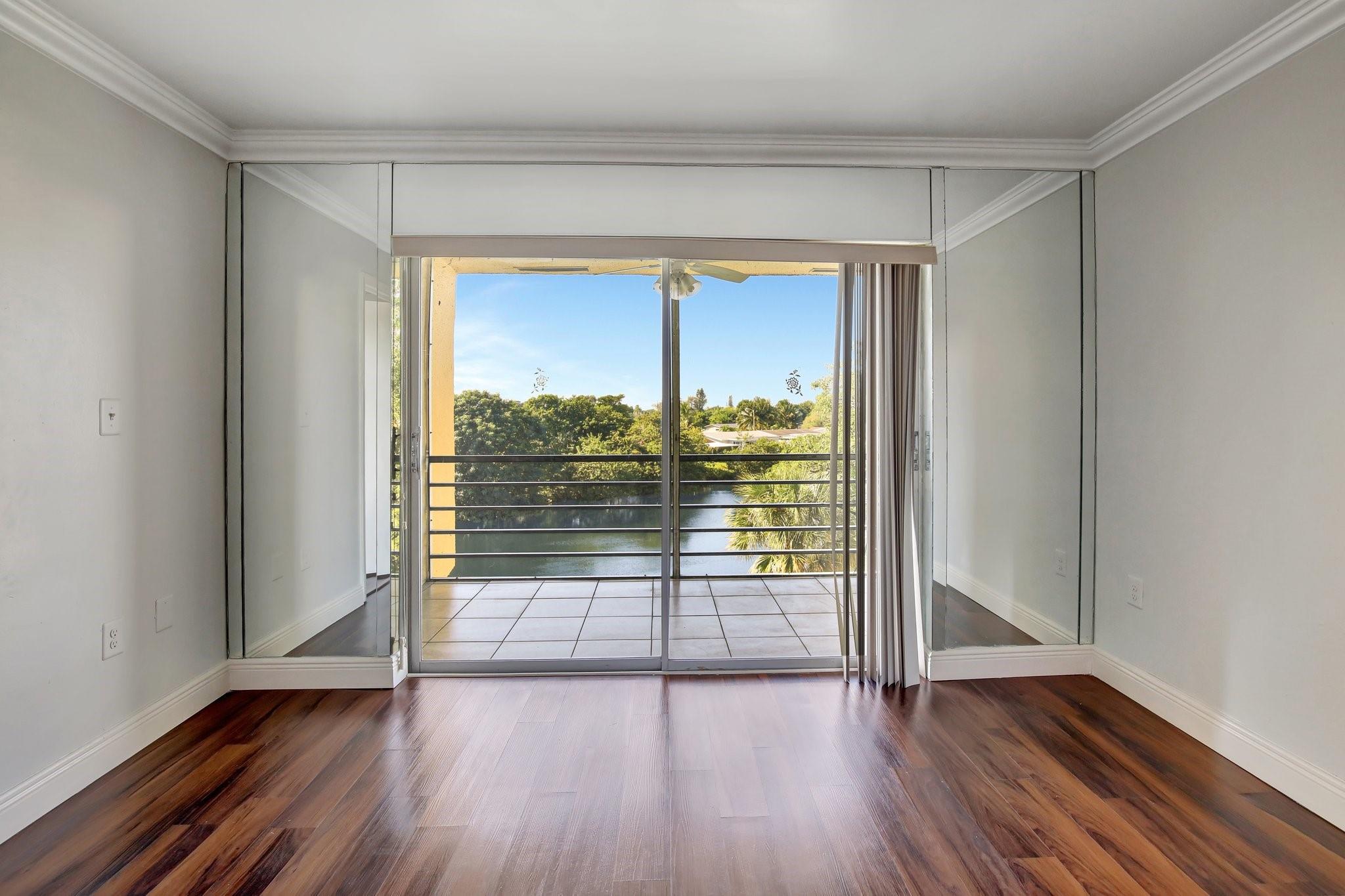 SUNRISE LAKES PHASE 2 - Residential Lease