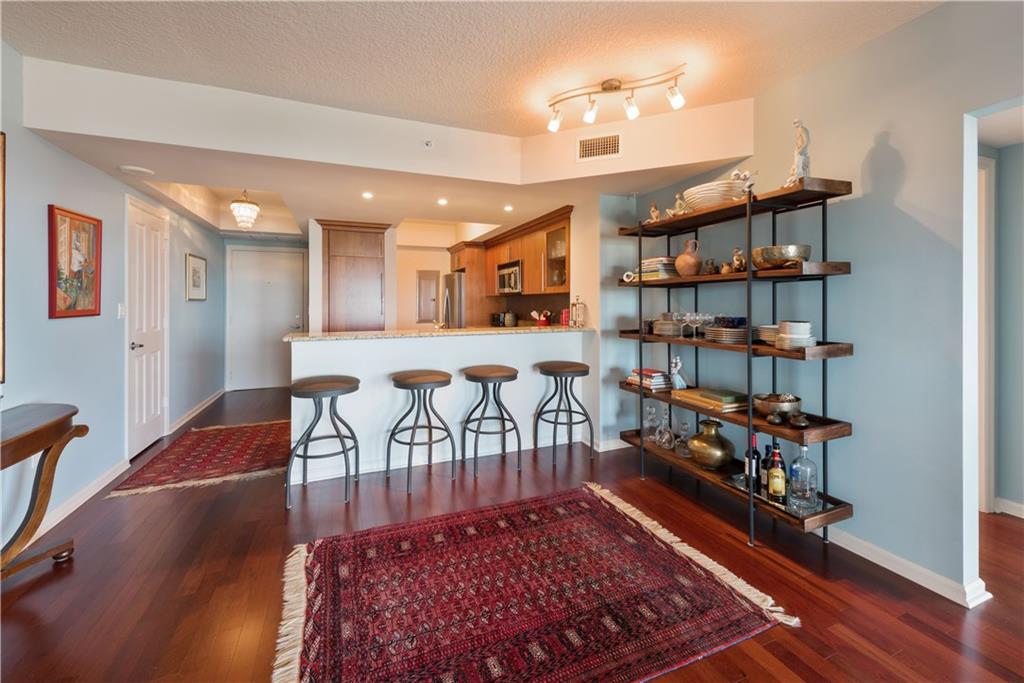 ESPLANADE - Residential