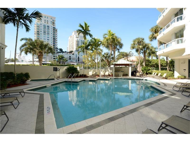 ESPLANADE - Residential