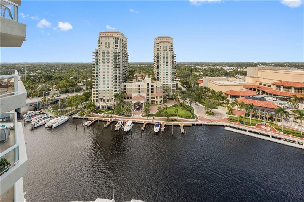ESPLANADE - Residential