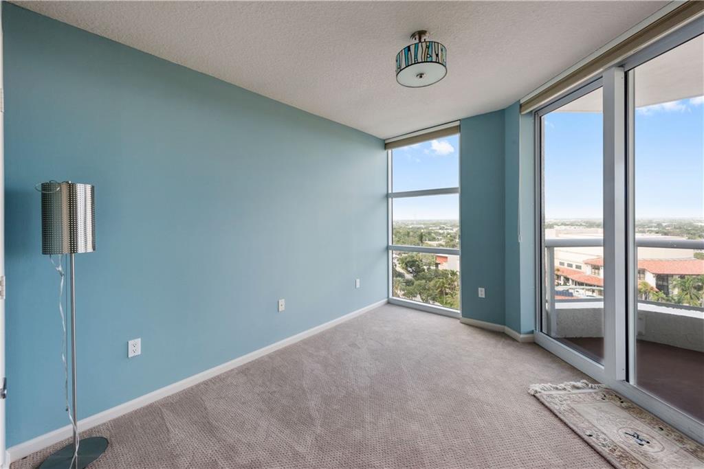 ESPLANADE - Residential