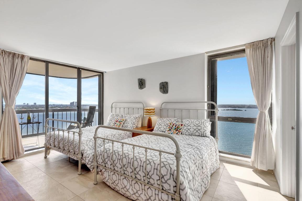 EASTPOINTE - Residential