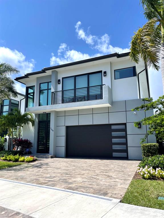 LA HACIENDA DELRAY - Residential