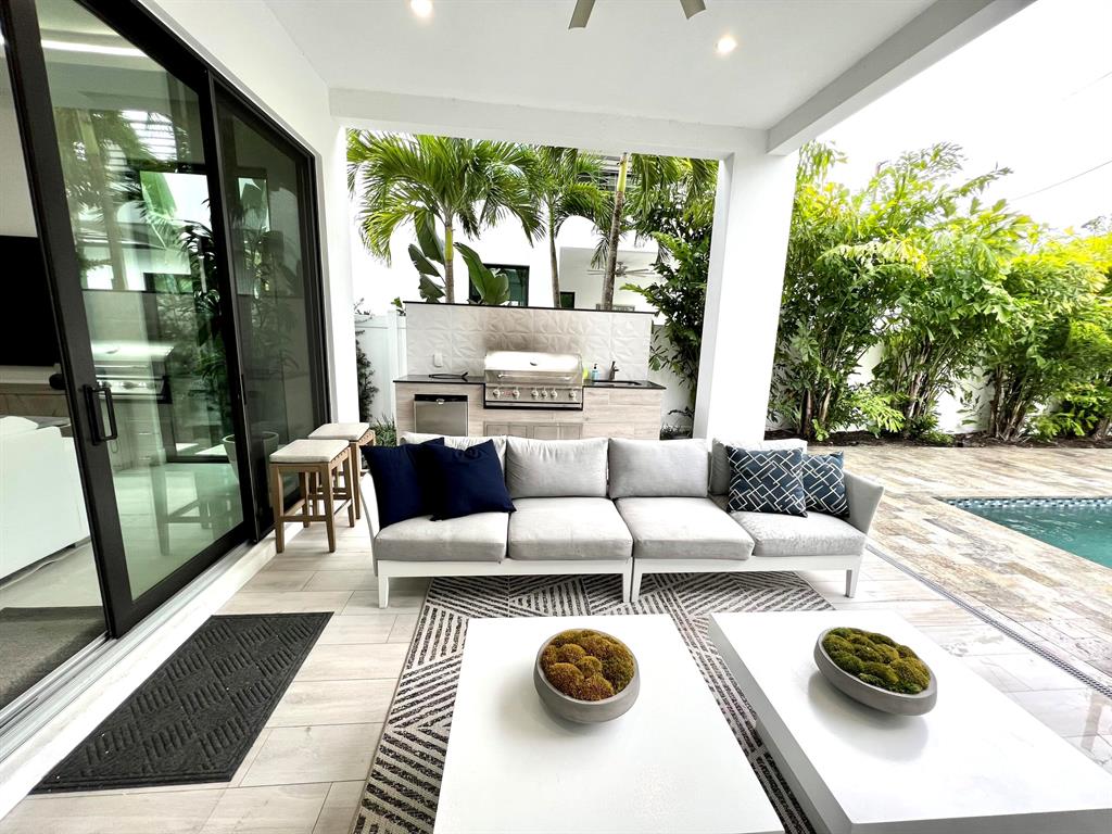 LA HACIENDA DELRAY - Residential