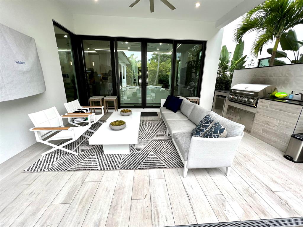 LA HACIENDA DELRAY - Residential