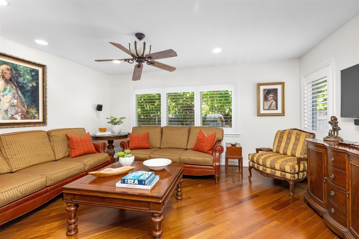 Idlewyld 1-19 B - Residential