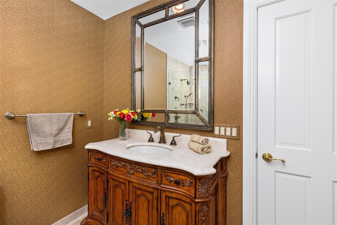 Idlewyld 1-19 B - Residential