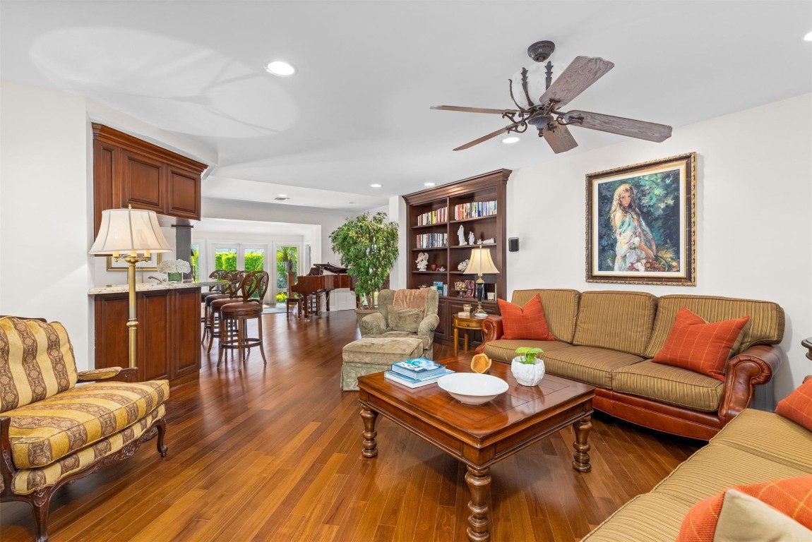 Idlewyld 1-19 B - Residential