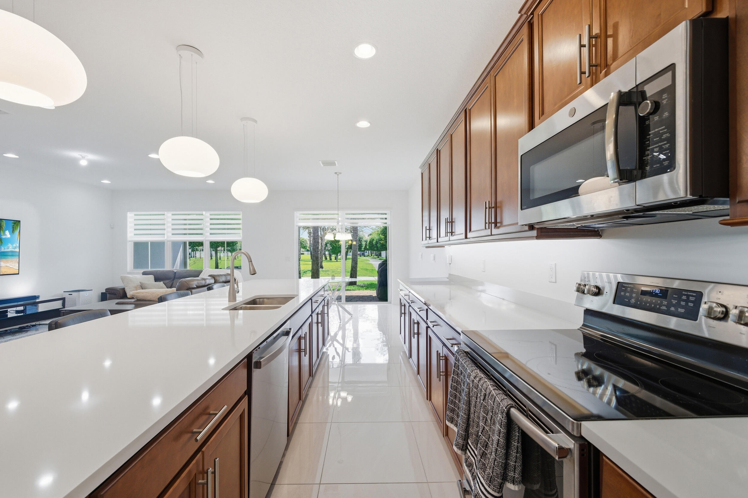 PARK CENTRAL AT CYPRESS KEY - Residential