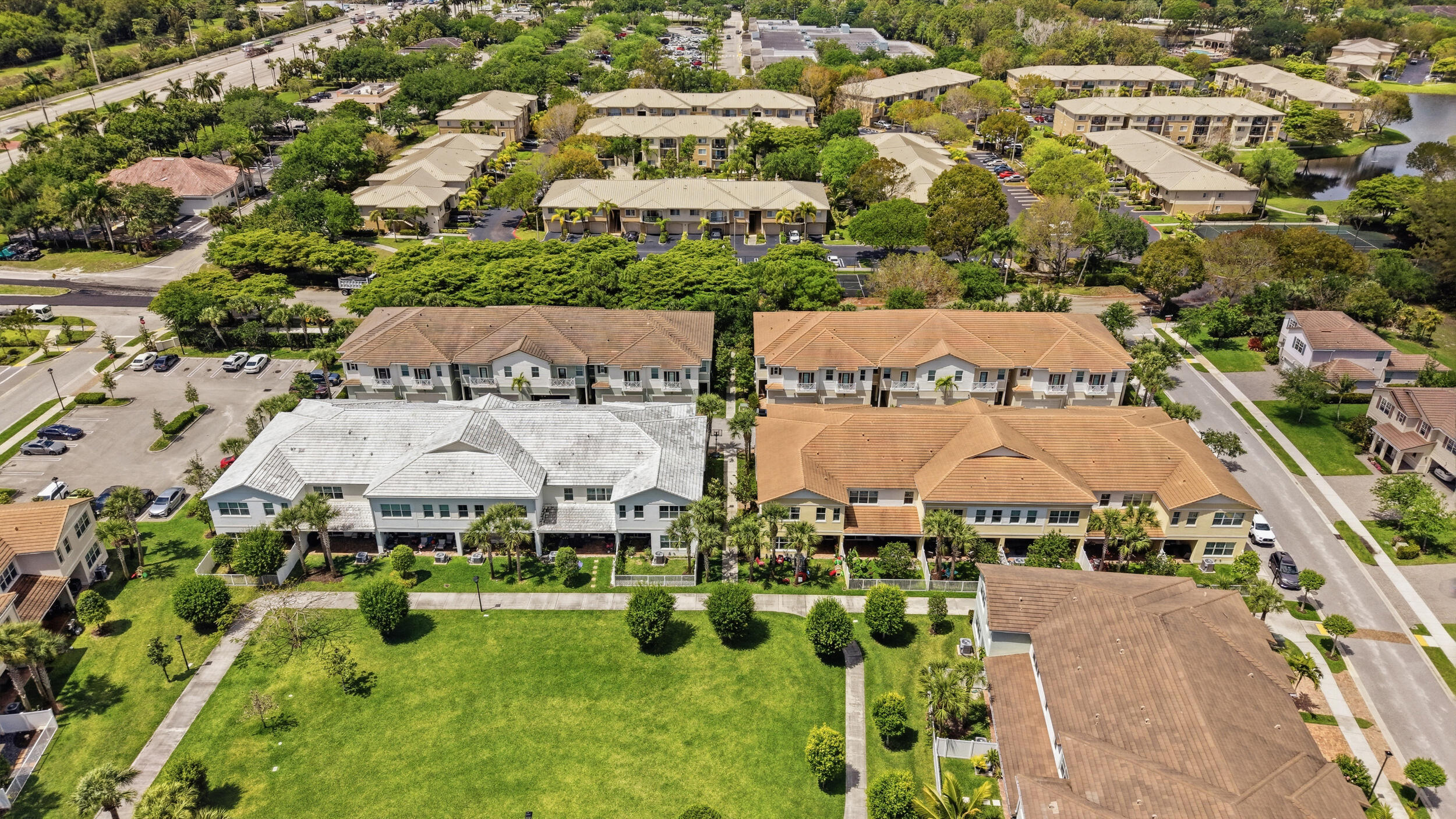 PARK CENTRAL AT CYPRESS KEY - Residential