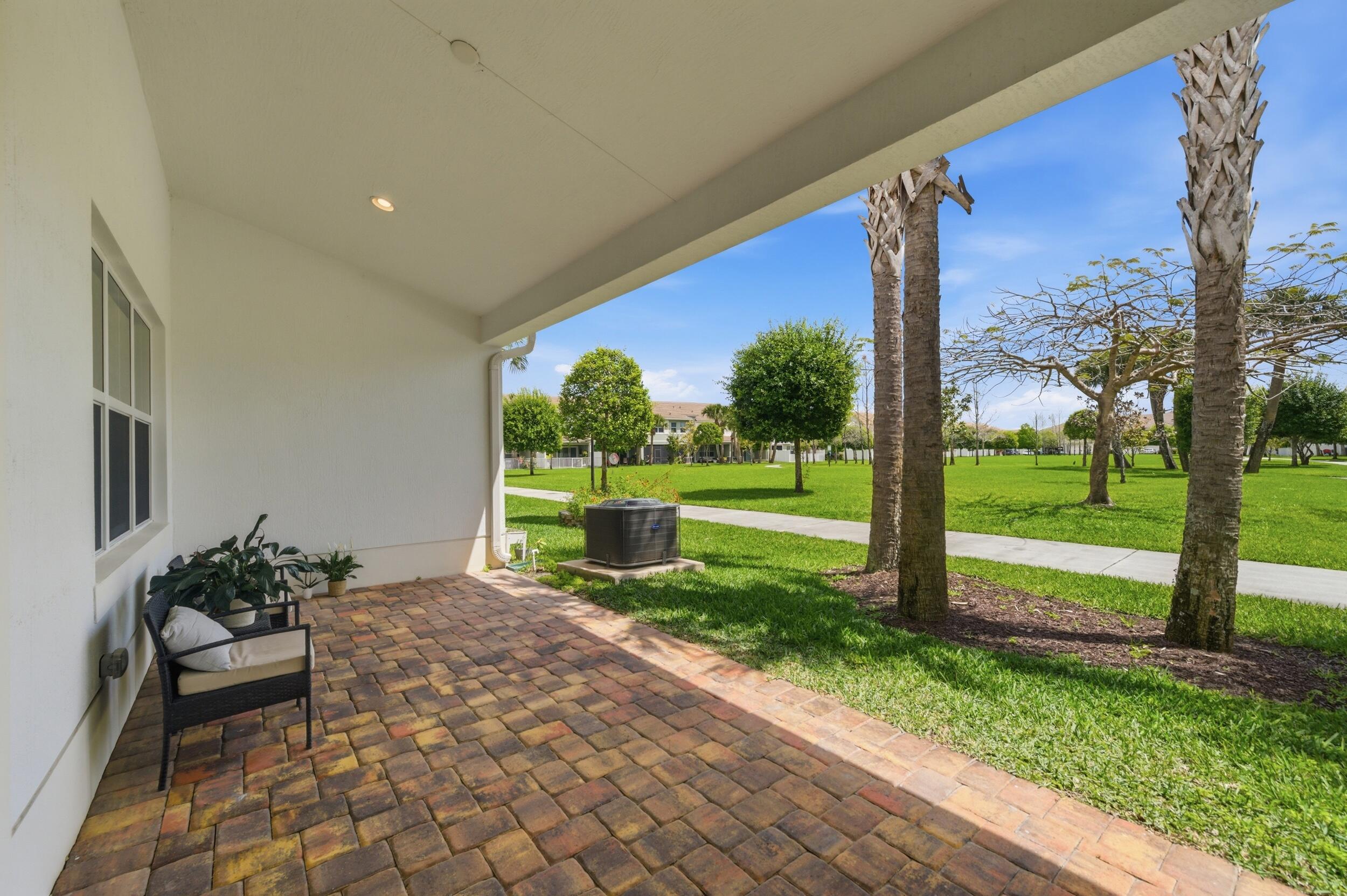 PARK CENTRAL AT CYPRESS KEY - Residential