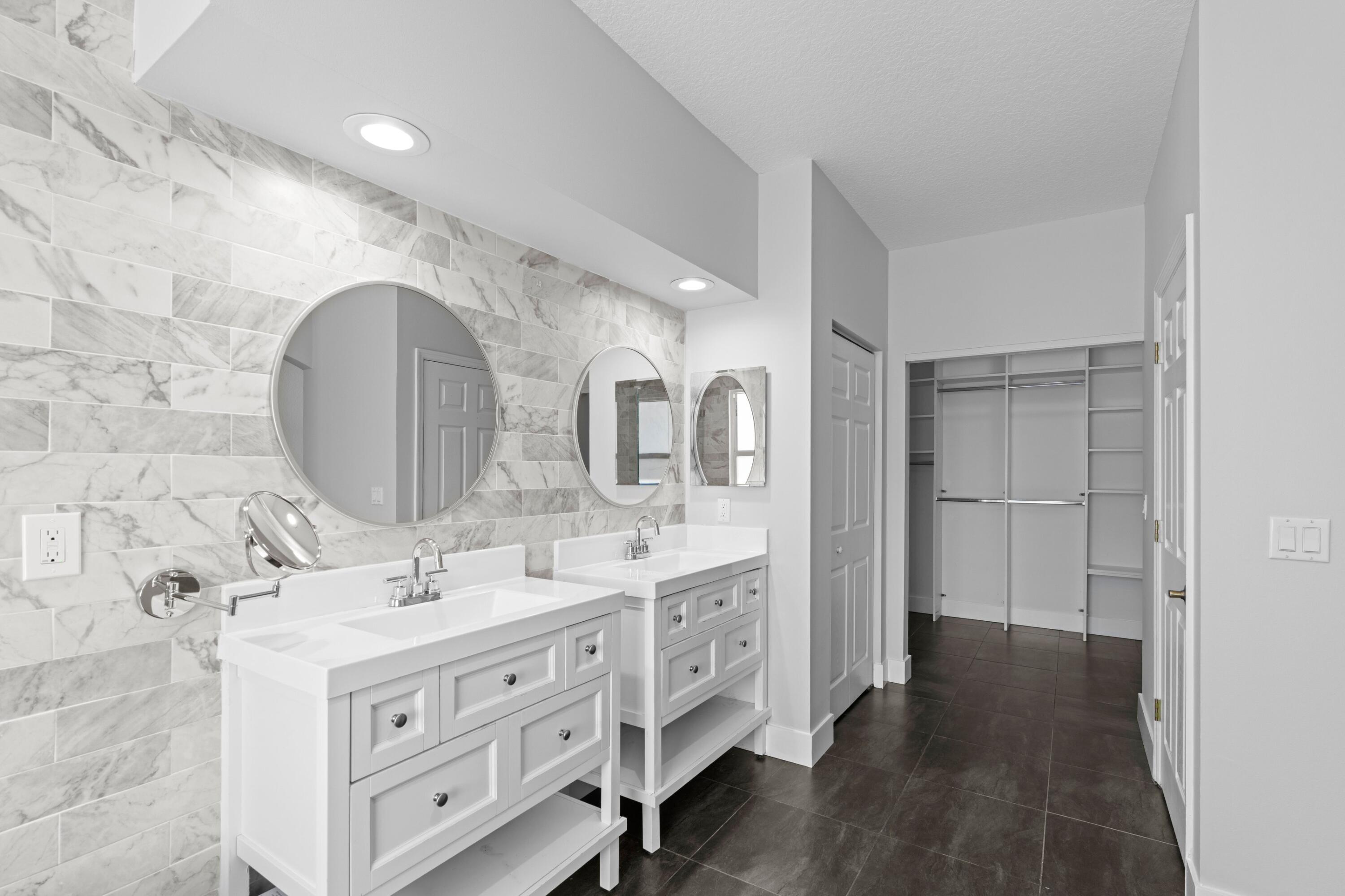 SABAL LAKES PH 4 - Residential