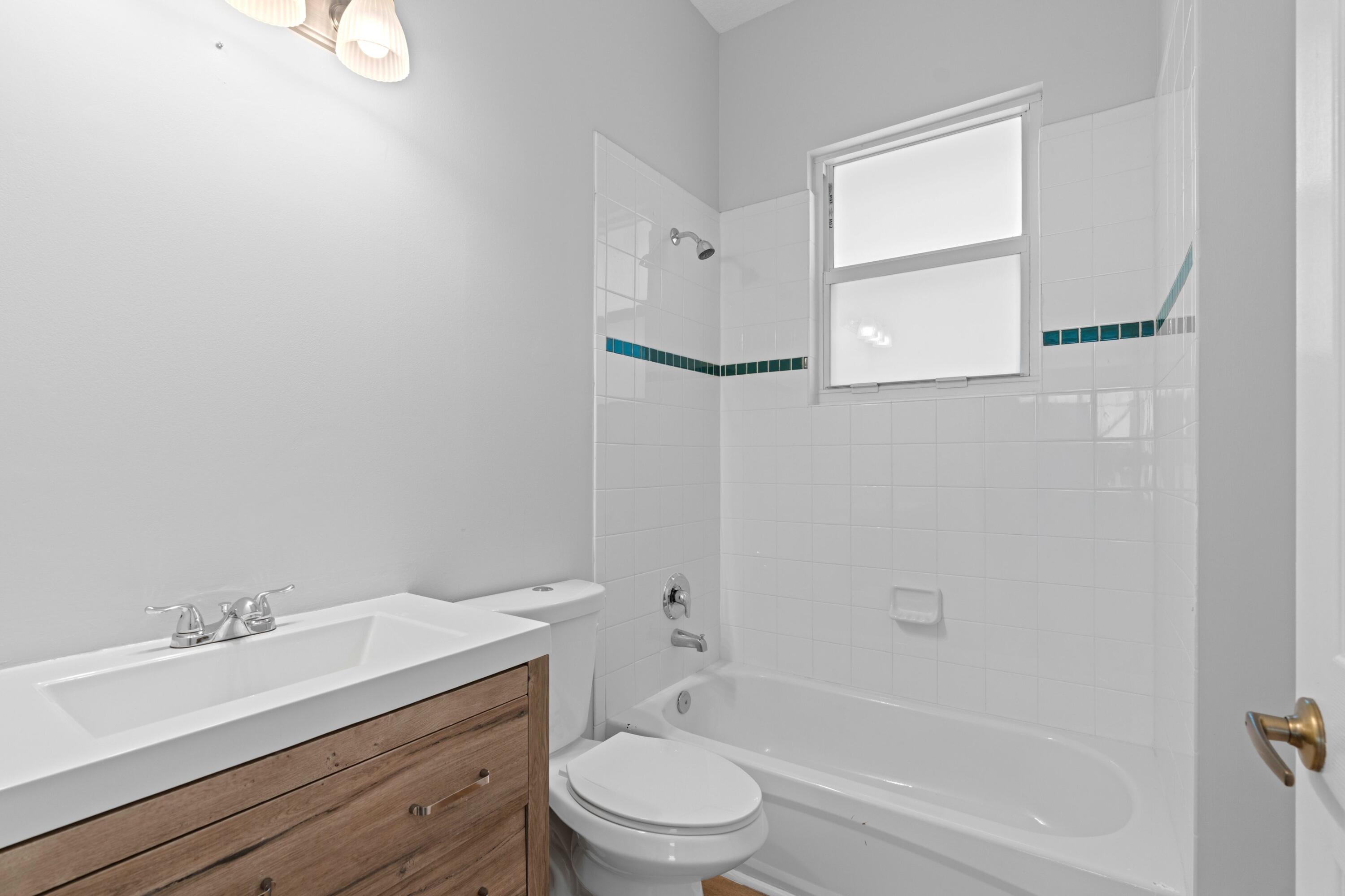 SABAL LAKES PH 4 - Residential