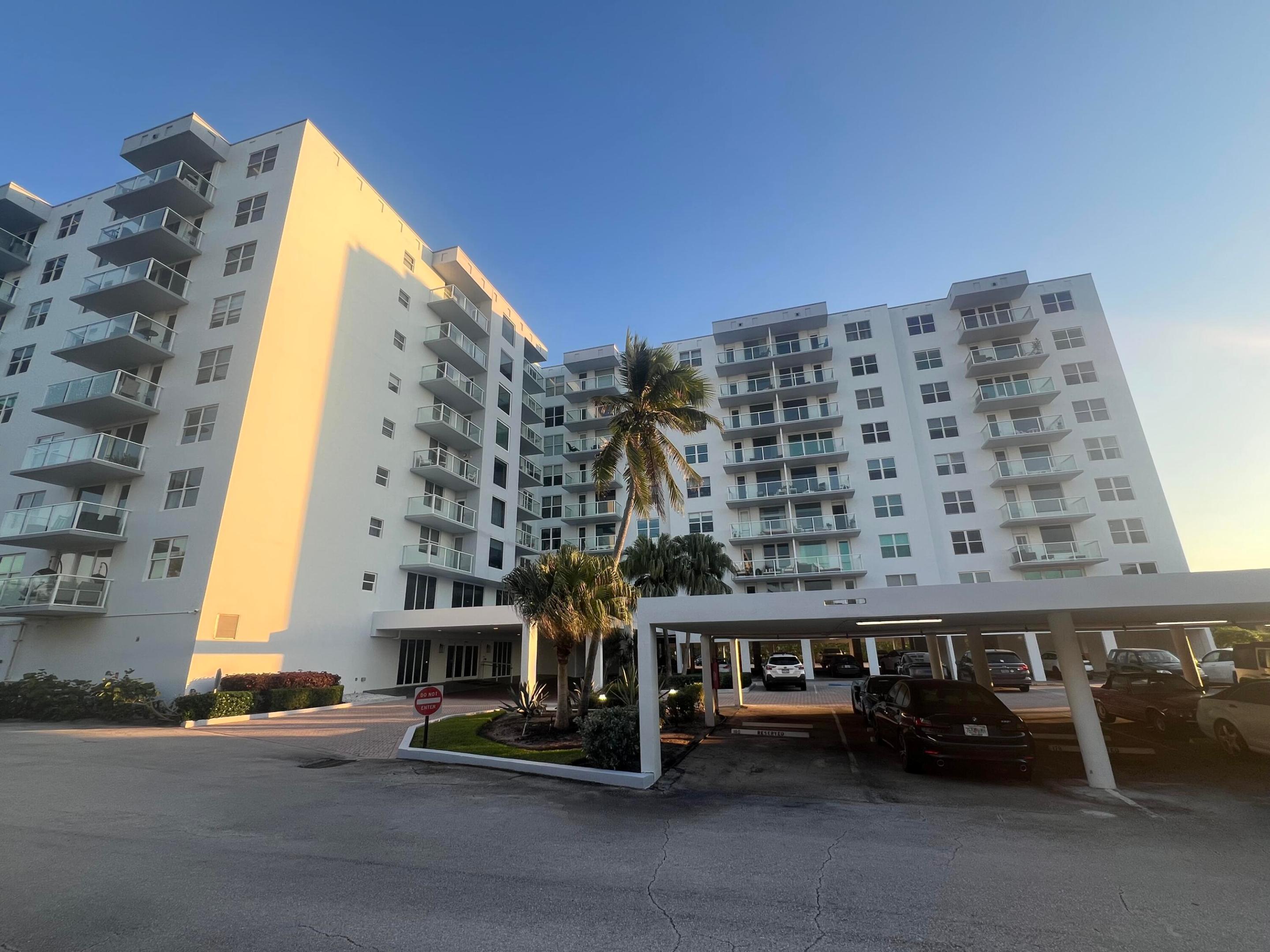 PATRICIAN OF PALM BEACH CONDO - Residential