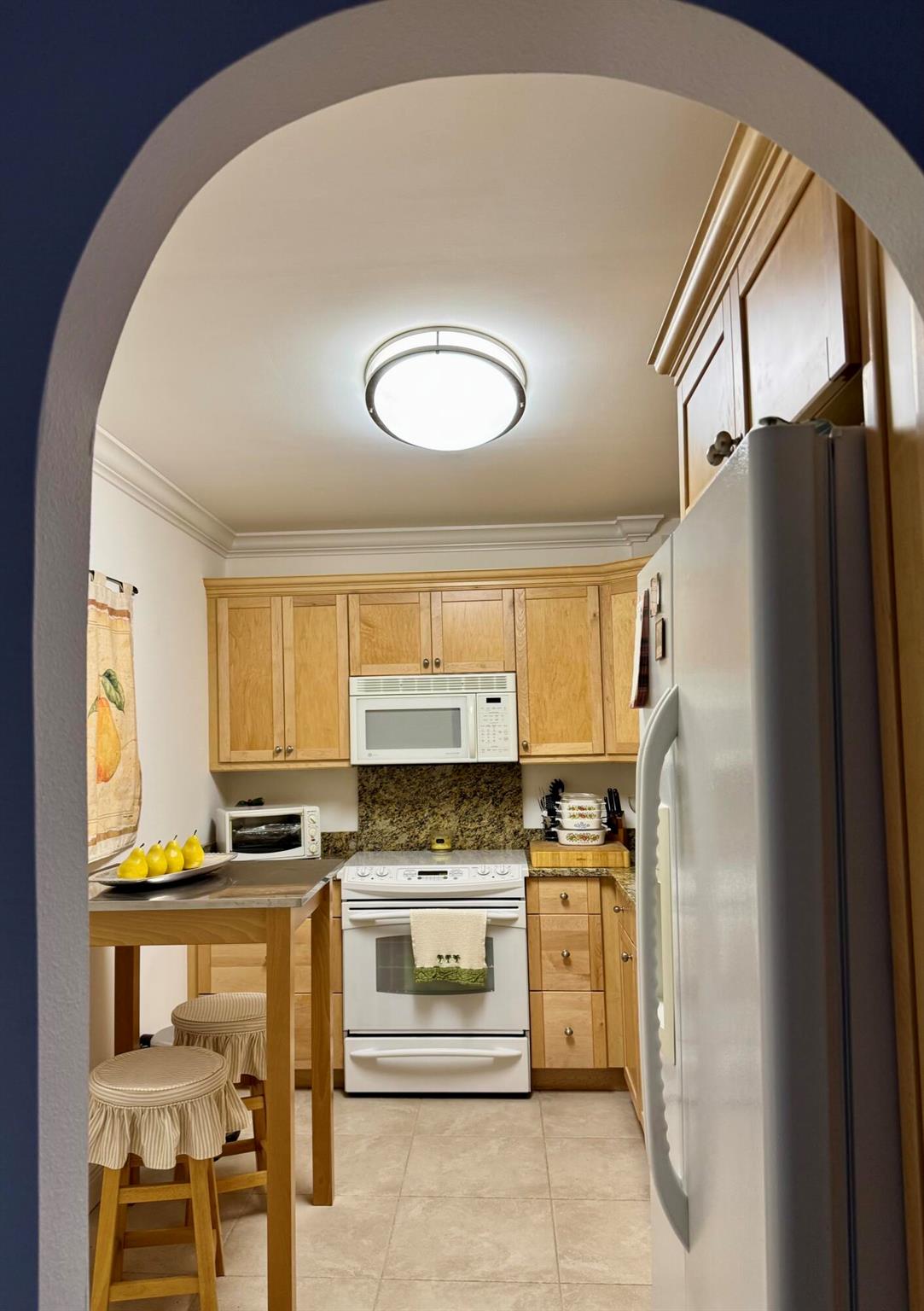 PATRICIAN OF PALM BEACH C - Residential