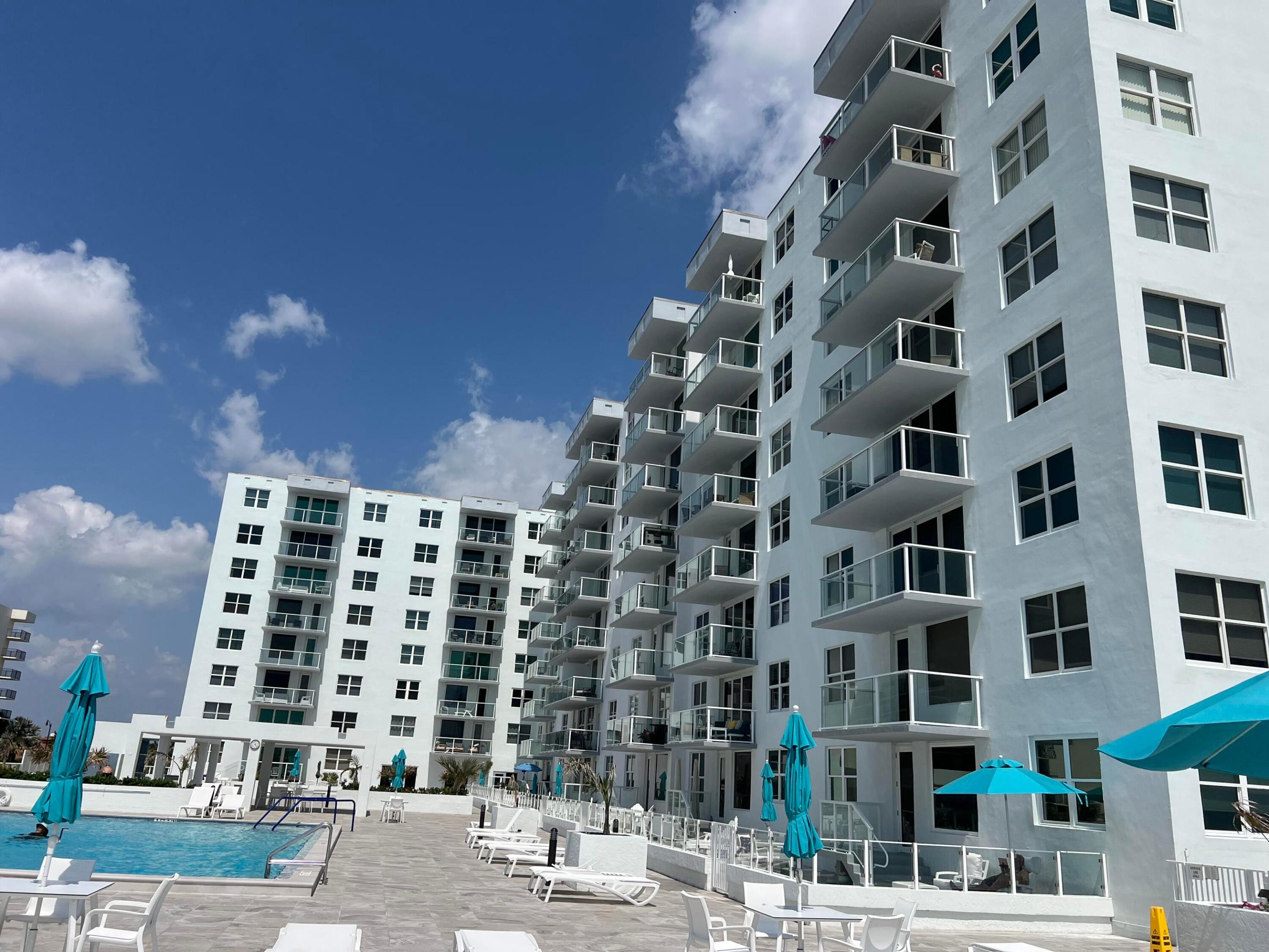 PATRICIAN OF PALM BEACH CONDO - Residential