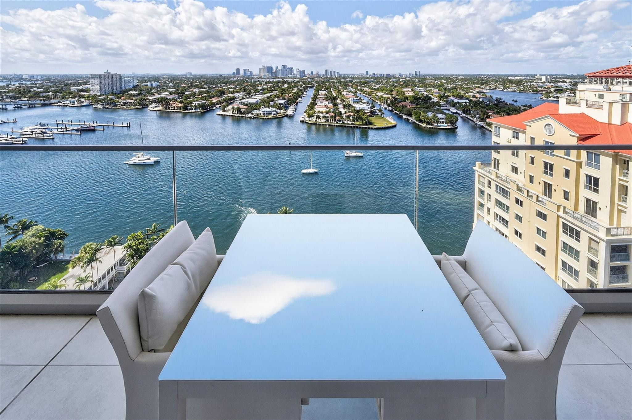 SELENE CONDO - Residential Lease